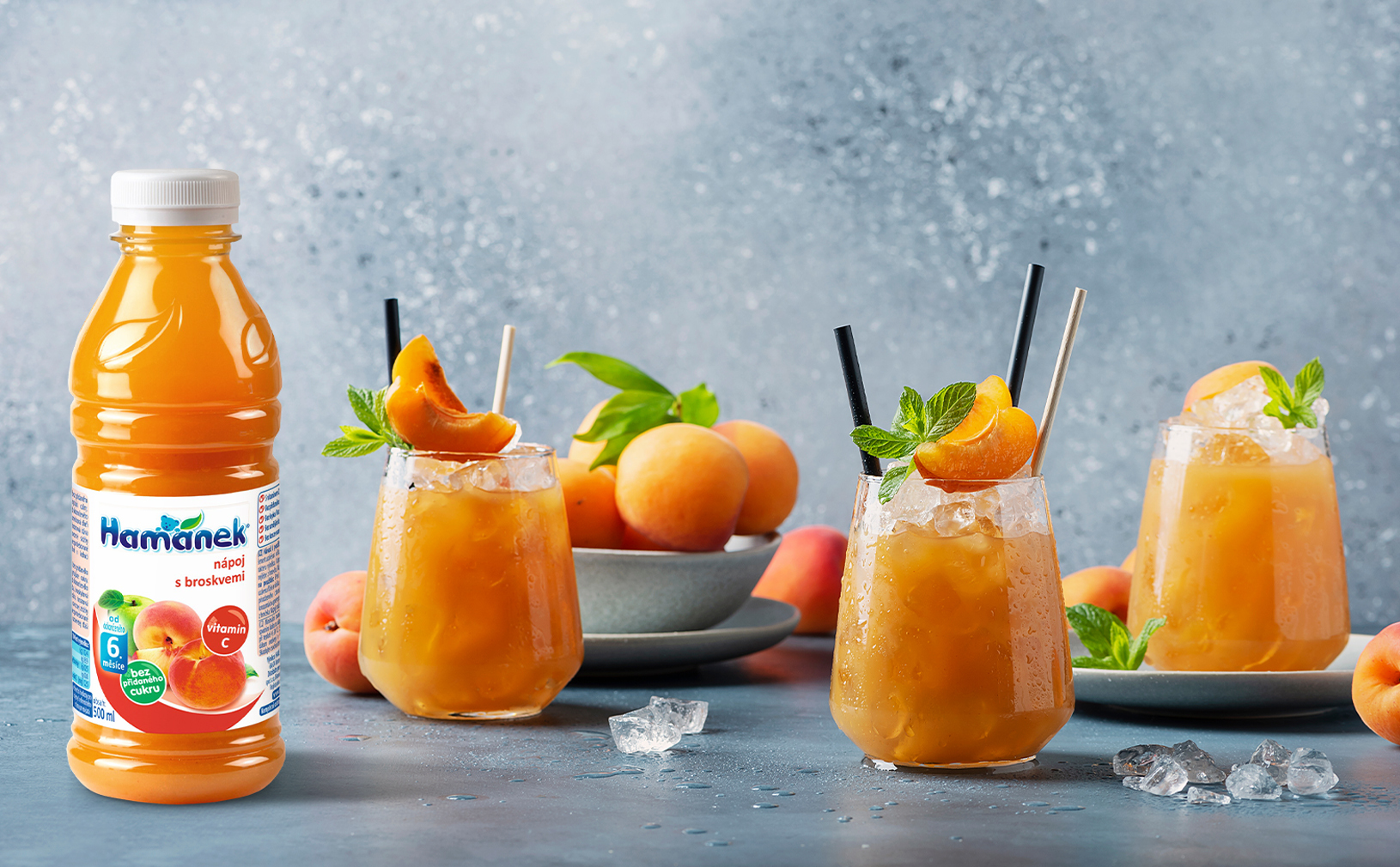 Fruity currant drink with peaches Hamánek